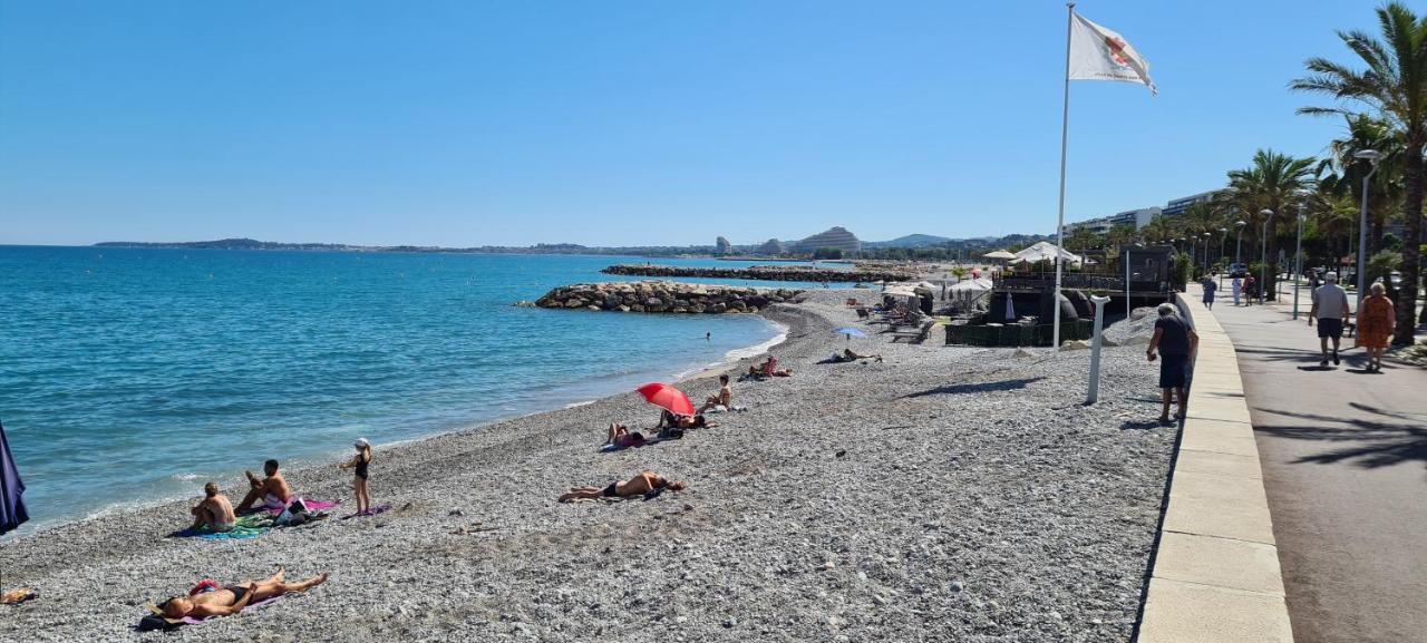 Studio De La Plage - Mer, Terrasse Et Garage カーニュ・シュル・メール エクステリア 写真